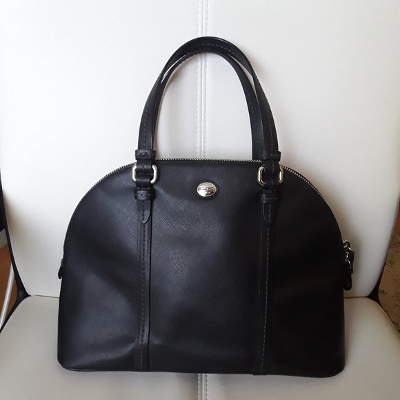 Black Purse - Picture 1 of 5